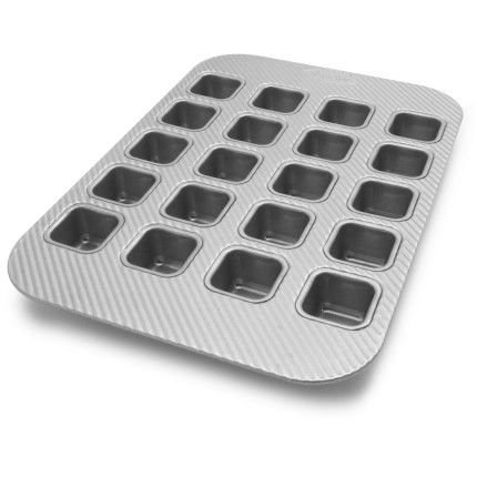 mini muffin tin