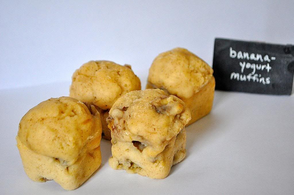 banana yogurt muffins