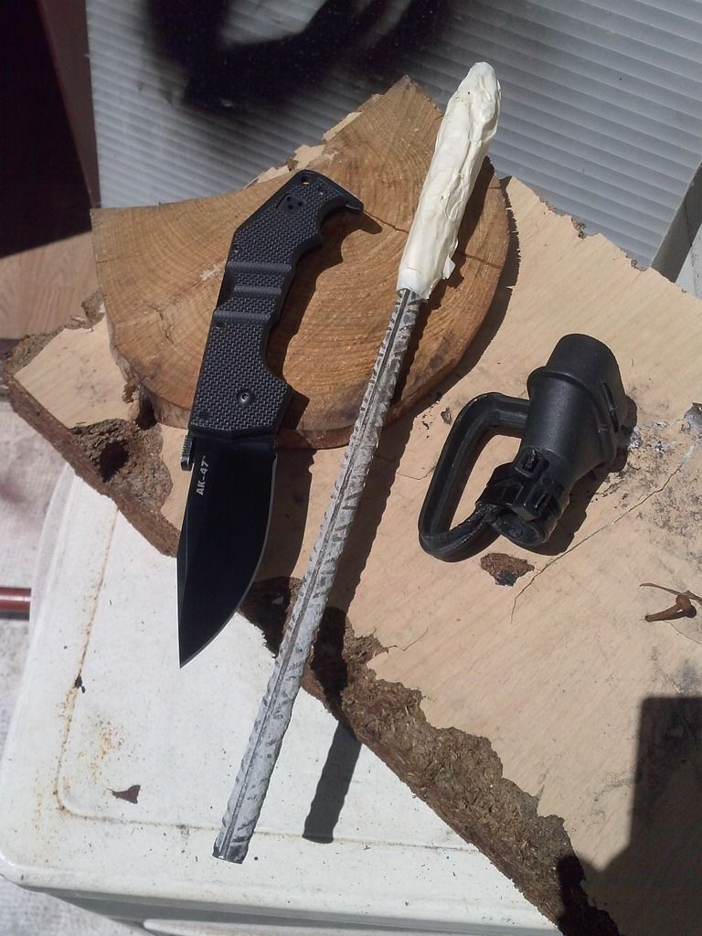 postal 2 share the pain edged weapons